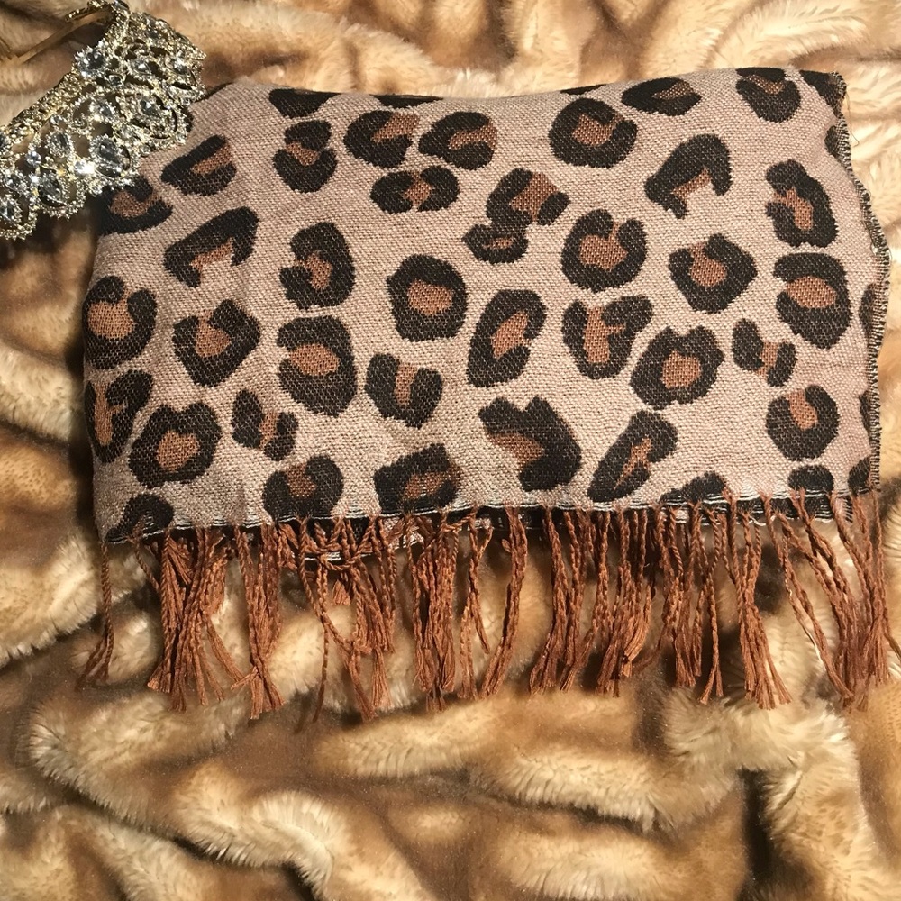 💖🐆 Scarf